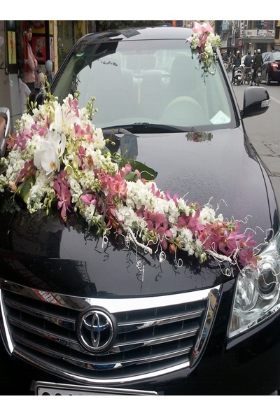 Hoa xe cưới Toyota Màu kết hợp